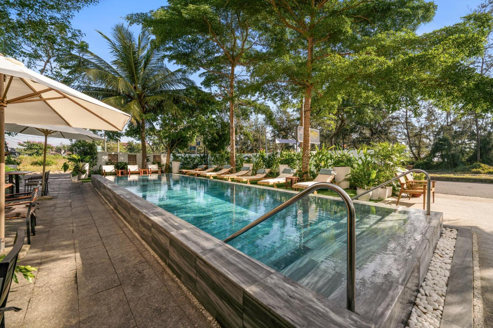 Hoi An Ocean Front Hotel Exterior photo